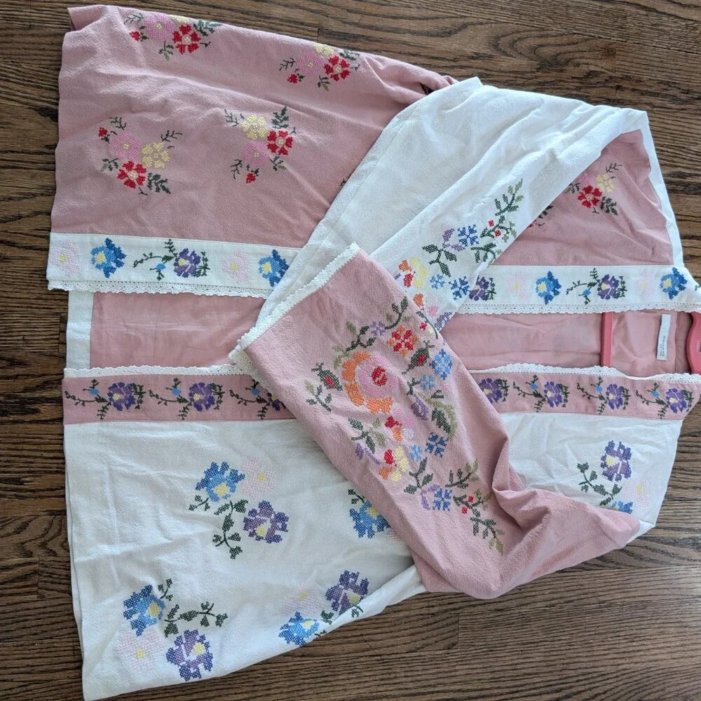 Zara KAFTAN WITH FLORAL EMBROIDERY Size S-M - Picture 2 of 7